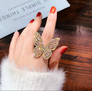 BUTTERFLY GLAM RING