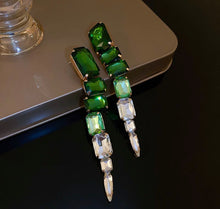 Load image into Gallery viewer, EMERALD OMBRE DROP EARRINGS
