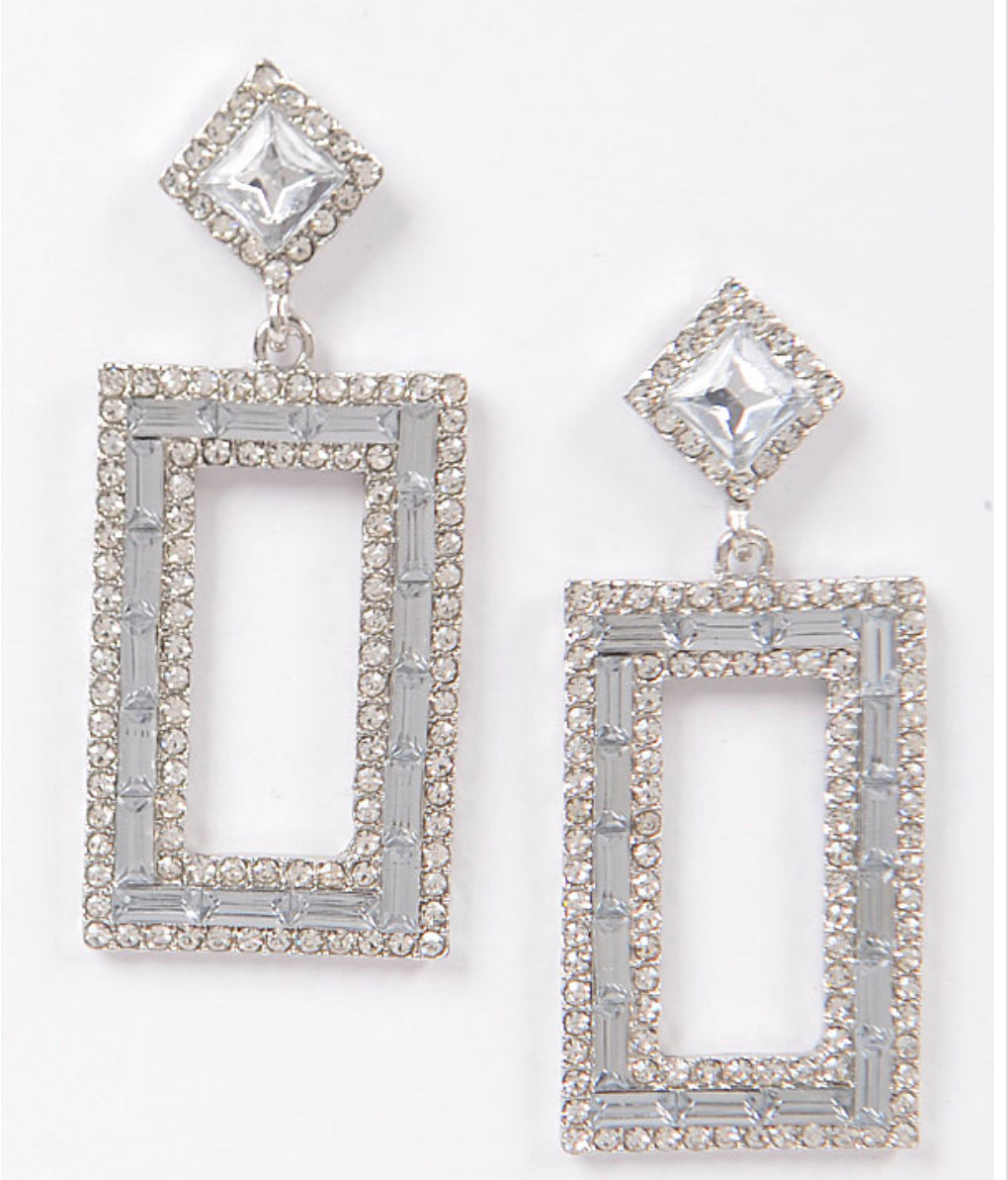 GLAM DIAMOND EARRINGS