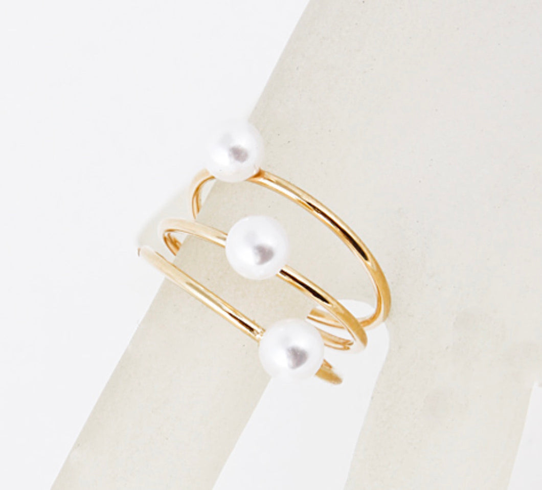 TRI PEARL RING