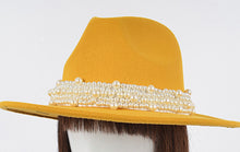 Load image into Gallery viewer, ALBA PEARL HAT
