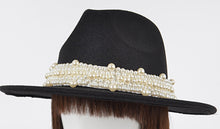 Load image into Gallery viewer, ALBA PEARL HAT
