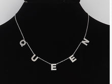 Load image into Gallery viewer, QUEEN CHARM NECKLACE
