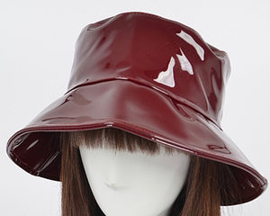 PATTY PATENT BUCKET HAT