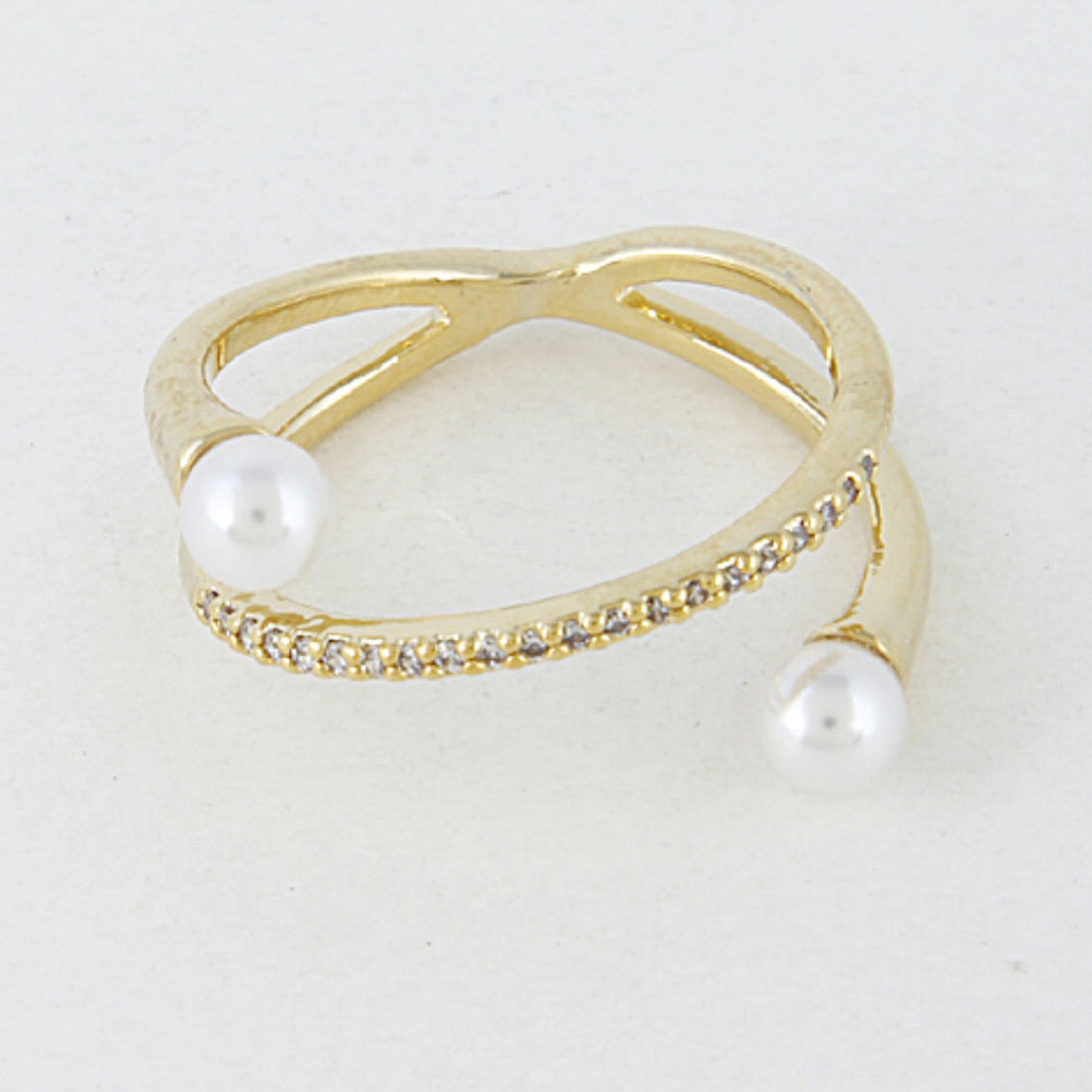 PEARL & GOLD RING