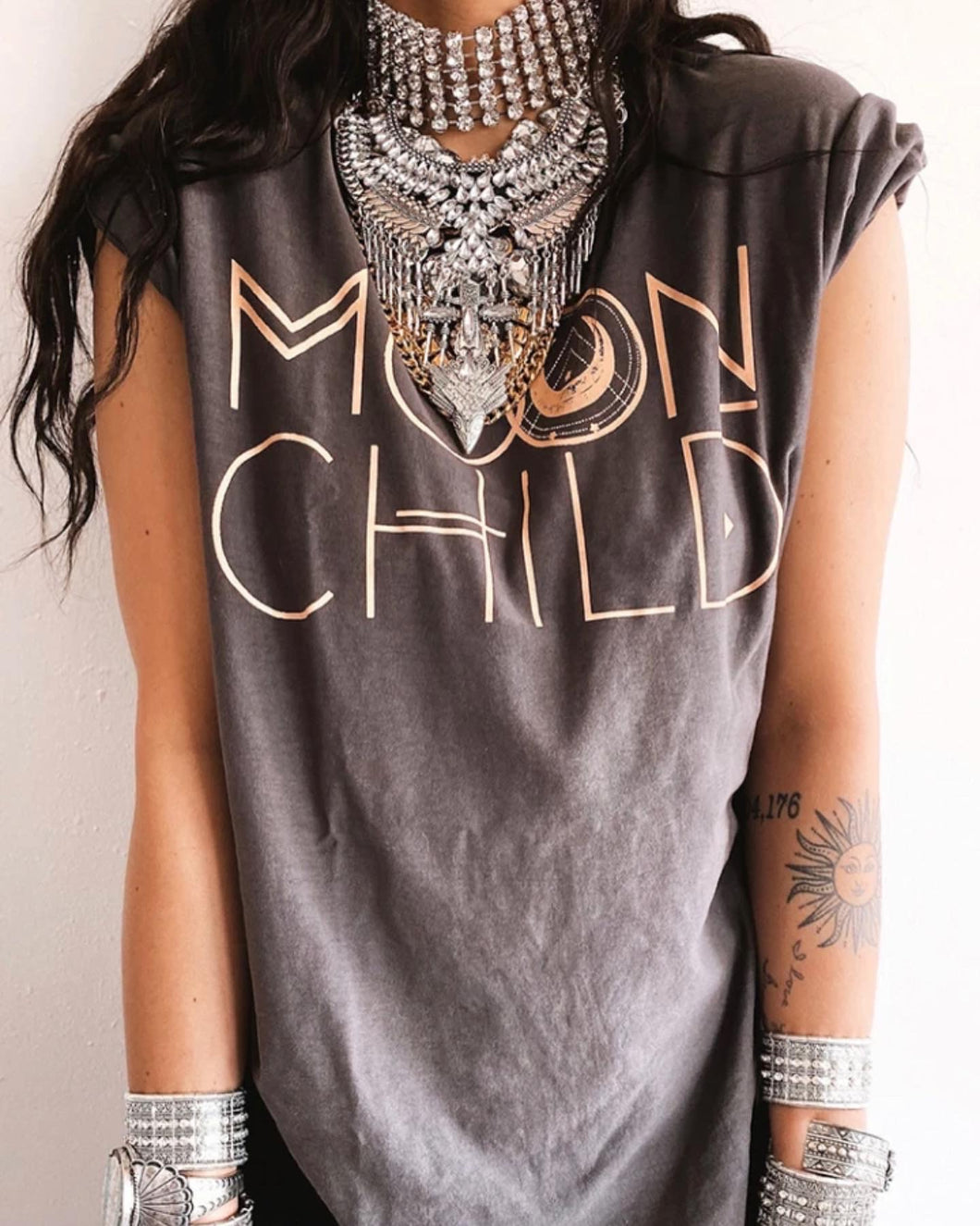 MOON CHILD VINTAGE FASHION TEE