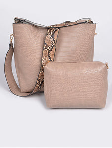 SAVVY SNAKE BAG