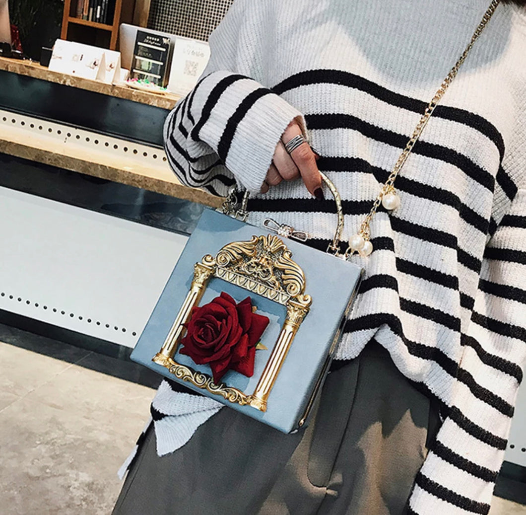 VINTAGE ROSE CLUTCH