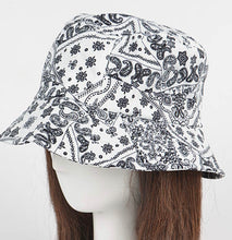 Load image into Gallery viewer, BANDANA BUCKET HAT
