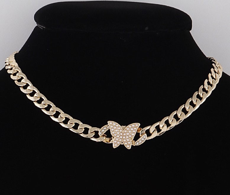 BUTTERFLY PEARL CHOKER CHAIN