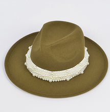 Load image into Gallery viewer, ALBA PEARL HAT
