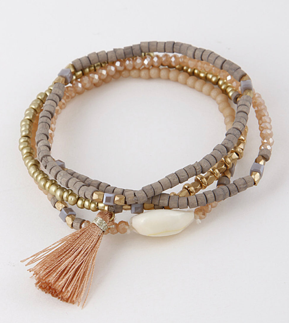 SHELL BRACELET SET