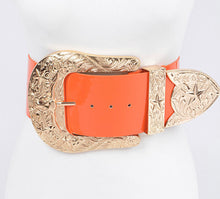 Load image into Gallery viewer, OVERSIZED GOLD BUCKLE BELT
