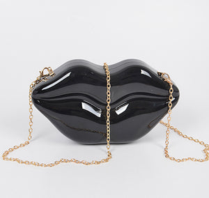 LIPS CLUTCH