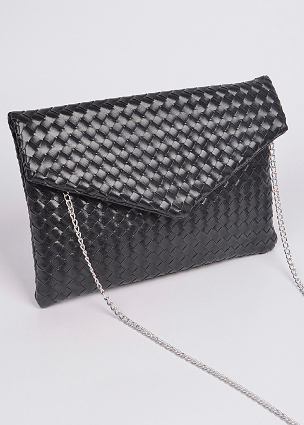 WOVEN CROSSBODY CLUTCH