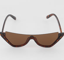 Load image into Gallery viewer, RENEE HALF MOON CATEYE SUNNIES
